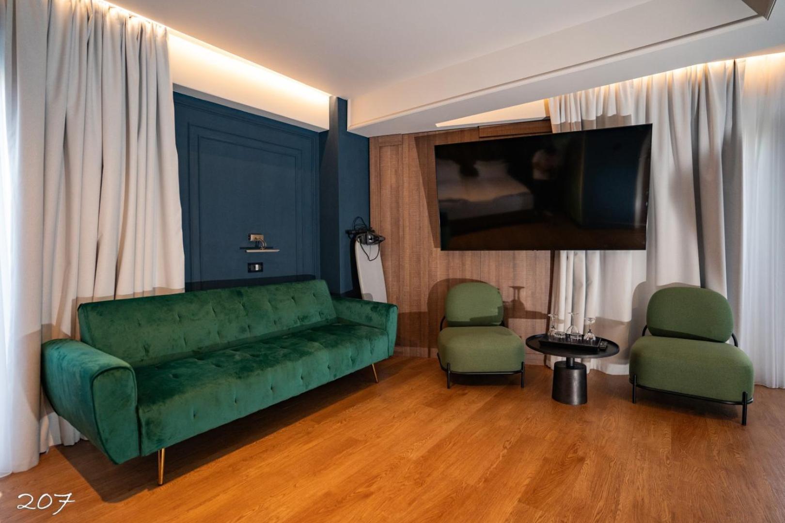 Cosmopolita Boutique Hotel تيميشورا المظهر الخارجي الصورة