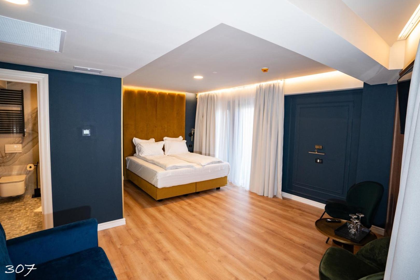 Cosmopolita Boutique Hotel تيميشورا المظهر الخارجي الصورة