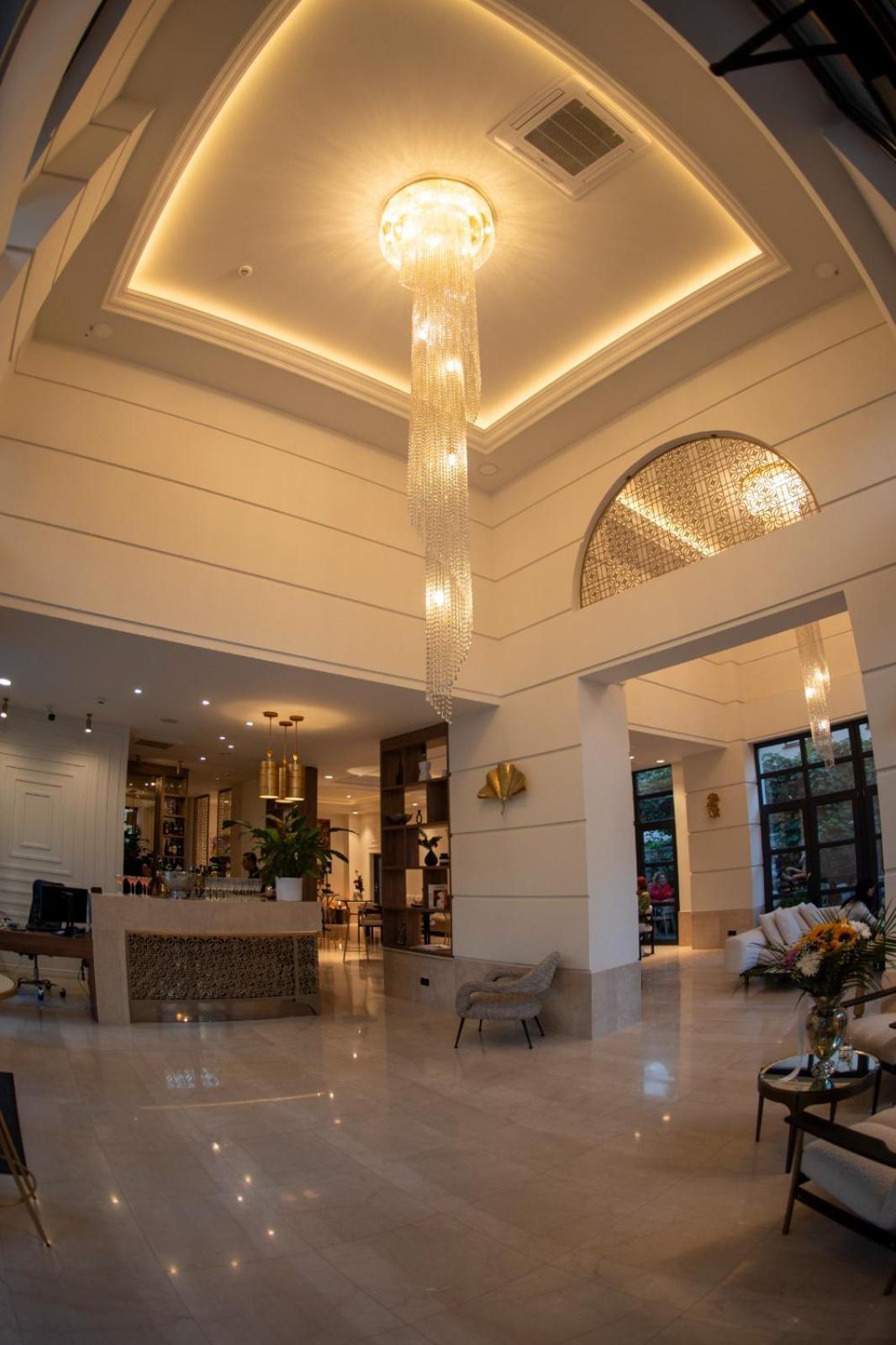 Cosmopolita Boutique Hotel تيميشورا المظهر الخارجي الصورة